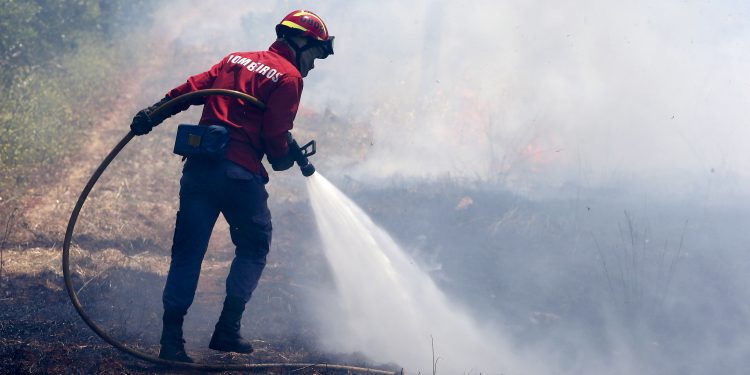 bombeiro incêndio