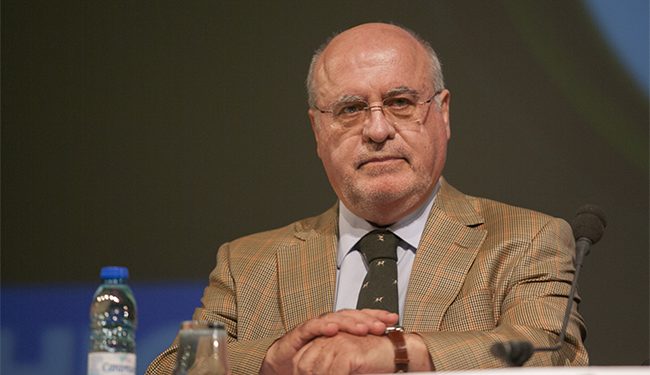 capoulas santos