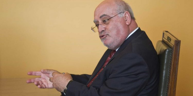 Capoulas Santos