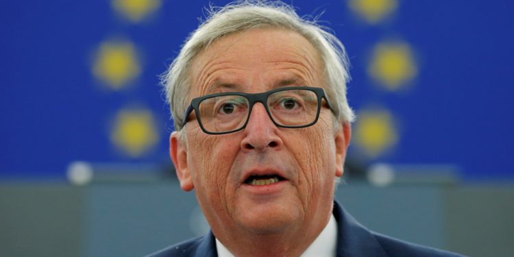 European Commission President Jean-Claude Juncker addresses the European Parliament during a debate on The State of the European Union in Strasbourg, France, September 14, 2016. REUTERS/Vincent Kessler/File Photo