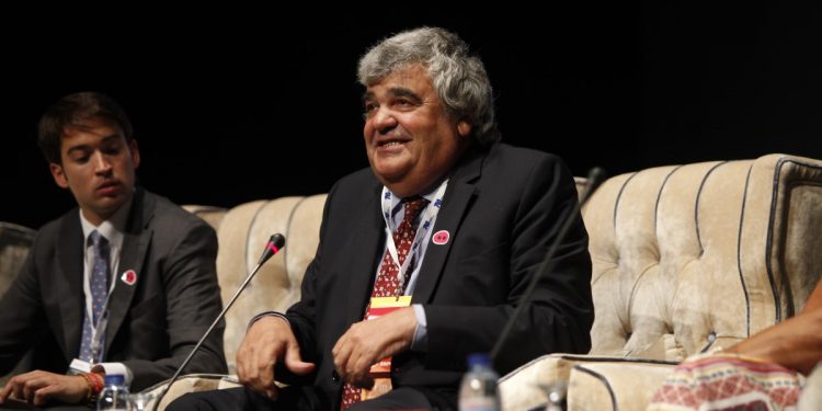 António Tavares