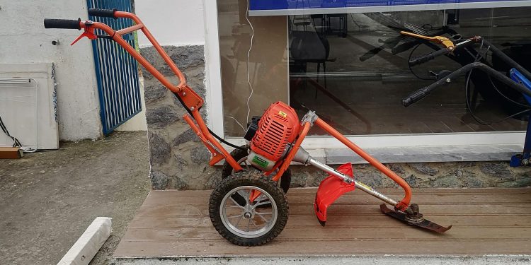 motocultivador anuncio